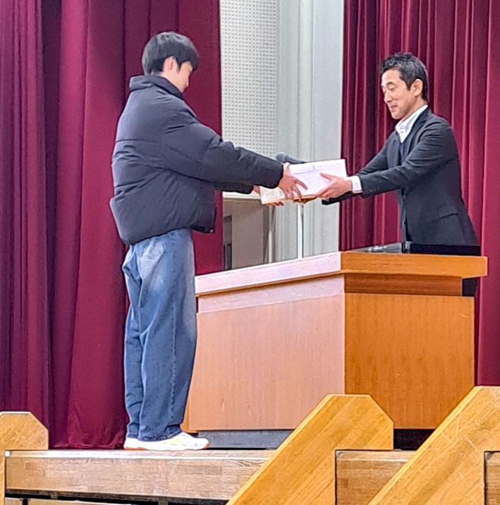 記念品贈呈